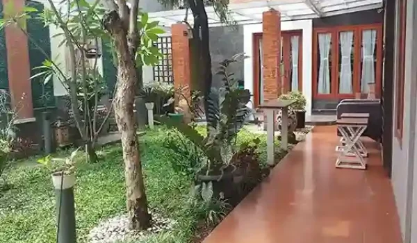 Dijual Rumah Full Furnished di Batununggal Indah Estate Bandung -8