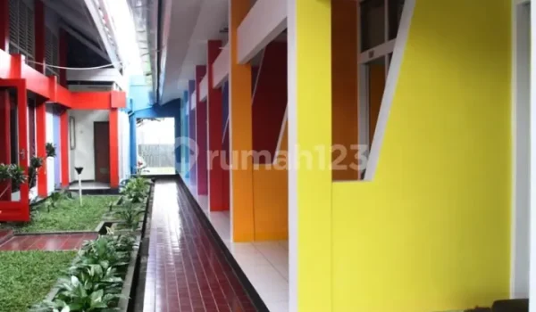 Hotel di alun alun Lembang Bandung -1