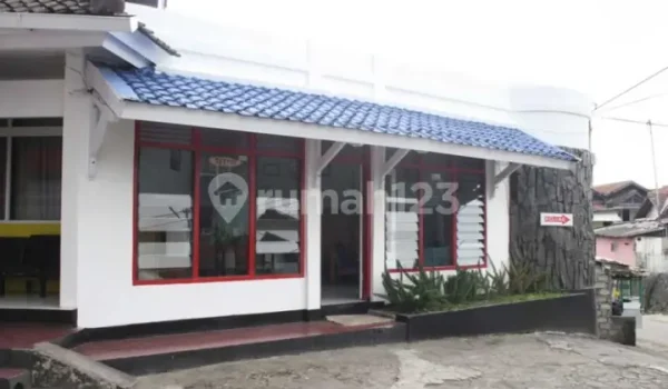 Hotel di alun alun Lembang Bandung -2