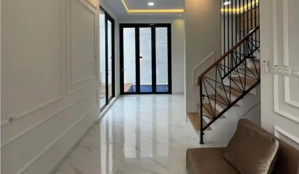 Jual Rumah Baru di Cipedak Jagakarsa Jakarta Selatan Dilengkapi Kolam Renang dan Rooftop -5