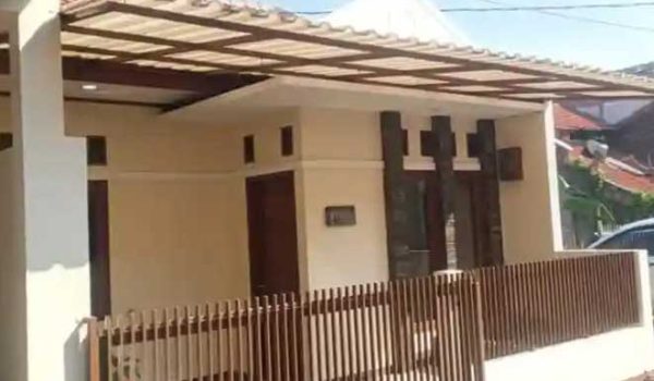 Jual Rumah di Komplek Jakapurwa Bandung (1)