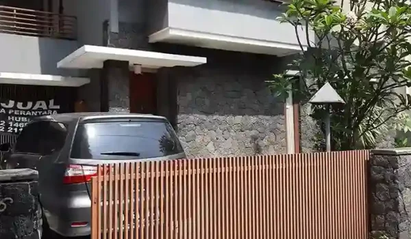 Jual Rumah di komplek Batununggal Indah Bandung -1