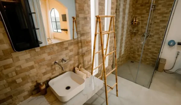 Jual Villa Mewah 2 Unit Full Furnished di Ungasan Bali _ Leasehold _ Freehold -22