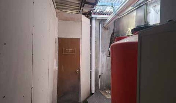 Ruko untuk Tempat Usaha di Jalan Pungkur Bandung