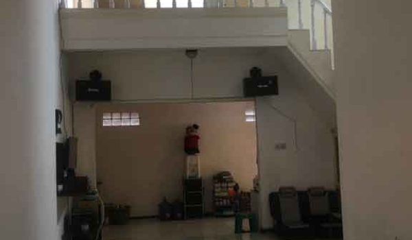 Rumah 1,5 Lantai di Komplek Perkebunan Ciwastra Bandung