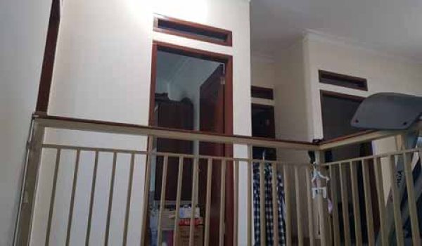 Rumah 2 Lantai Siap Huni di Turangga Bandung