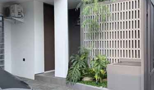 Rumah 2 Lantai di Cilandak Barat