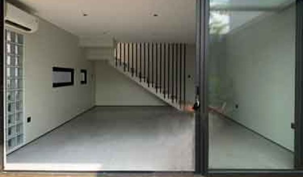 Rumah 2 Lantai di Cilandak Barat