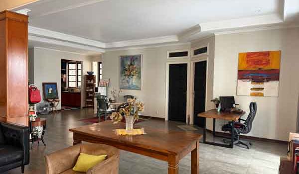 Rumah 2 Lantai di Kemang Jakarta Selatan