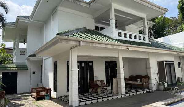 Jual Rumah 2 Lantai di Kemang Jakarta Selatan