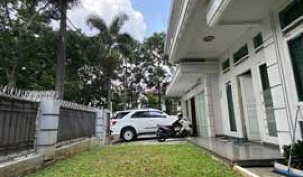 Rumah 2 Lantai di Komplek Muara Bandung