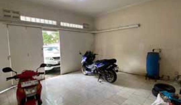 Rumah 2 Lantai di Komplek Muara Bandung