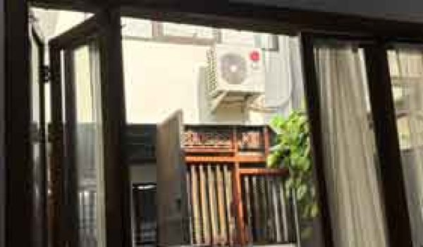 Rumah 2 Lantai di Setra Indah Bandung