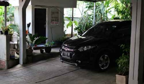 Rumah 2 Lantai di Tubagus Ismail Bandung