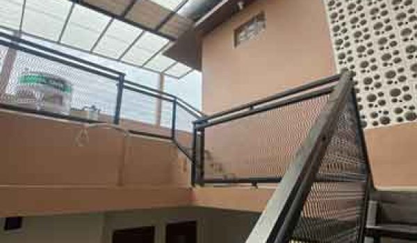 Rumah 2.5 Lantai di Cikutra Baru Bandung