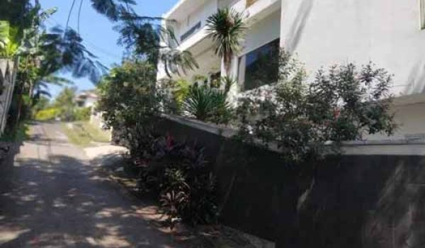 Rumah 3 Lantai di Lebak Bulus Jakarta Selatan