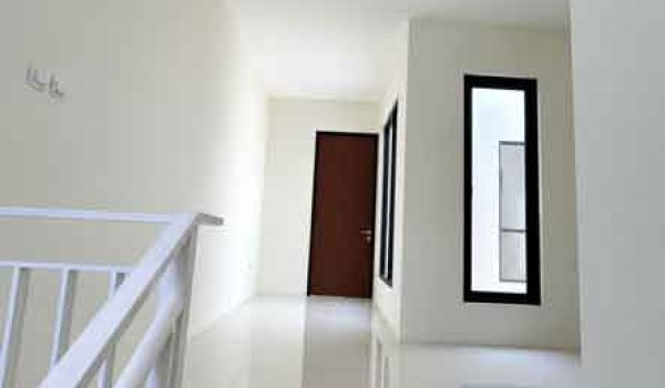 Rumah Baru Siap Huni 2 Lantai di Cisaranten Endah