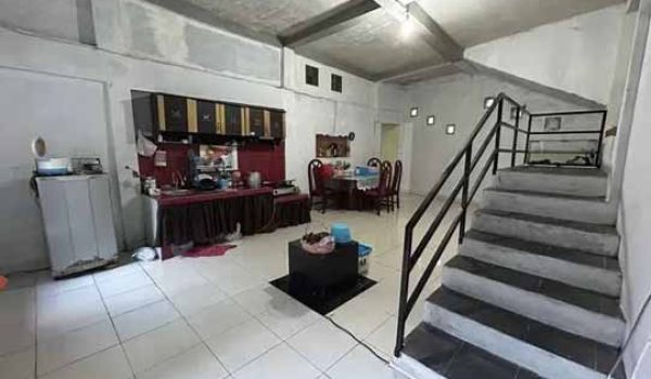 Rumah Downslope 5 Lantai di Padasuka Bandung