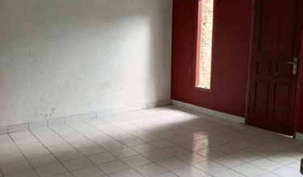 Rumah Downslope 5 Lantai di Padasuka Bandung