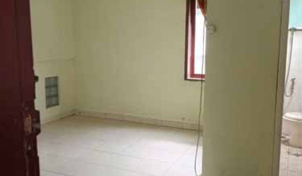 Rumah Downslope 5 Lantai di Padasuka Bandung