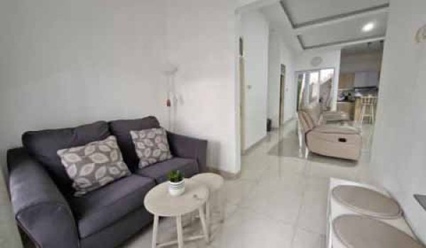 Rumah Full Furnished di Komplek Sanggar Hurip Estate Bandung