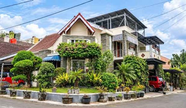 Dijual Rumah Hook 2 Lantai di Komplek Palem Permai Bandung