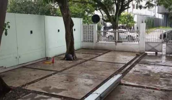 Rumah Mainroad Jalan Riau Bandung