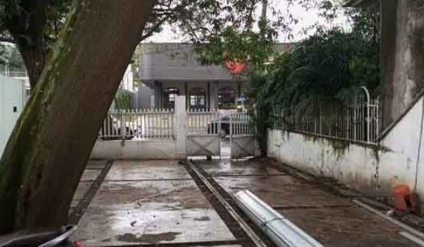 Rumah Mainroad Jalan Riau Bandung