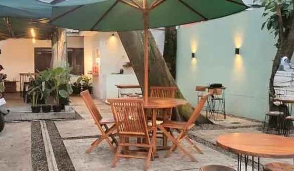 Rumah Mainroad Jalan Riau Bandung