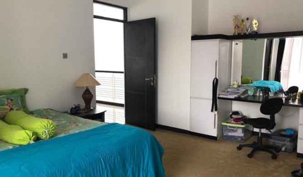 Rumah Mewah 2 Lantai di Turangga Bandung