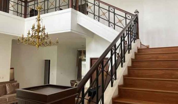 Rumah Mewah Cipaku Indah Setiabudi