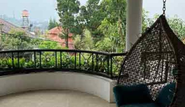 Rumah Mewah Cipaku Indah Setiabudi