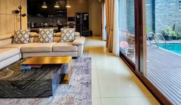 Rumah Mewah Full Furnished di Pondok Labu