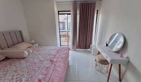 Rumah Mewah Furnished di Kota Baru Parahyangan