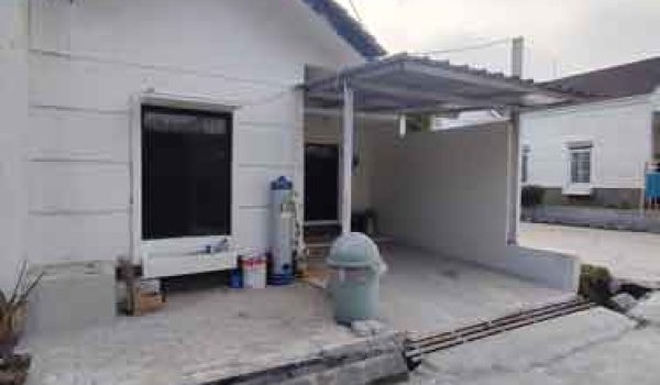 Rumah Minimalis di Bentang Artha Residence