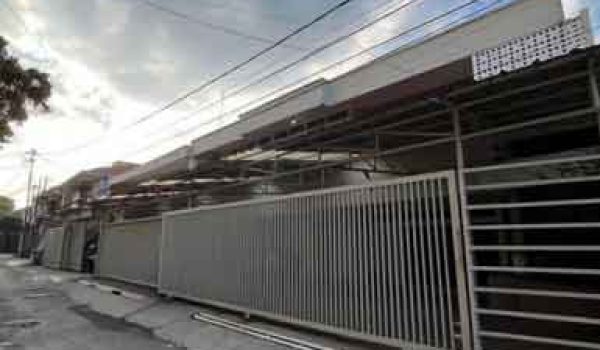 Rumah dengan Usaha Aktif di Cisitu Indah Dago Bandung