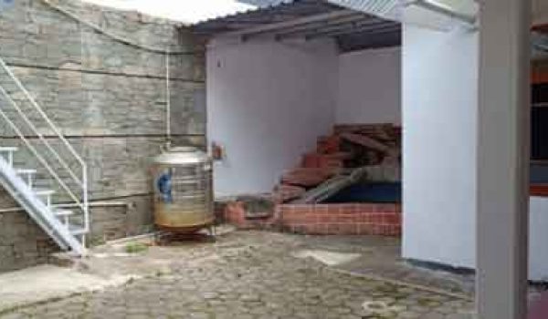 Rumah di Babakan Jeruk Sukajadi Bandung