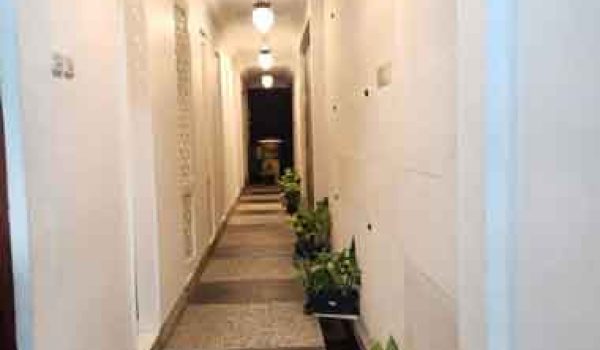 Rumah di Jalan Cikini Raya Menteng Jakarta Pusat