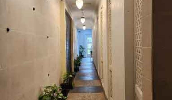 Rumah di Jalan Cikini Raya Menteng Jakarta Pusat