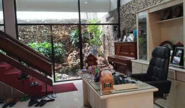 Rumah di Jalan KH. Hasyim Ashari Jakarta Pusat