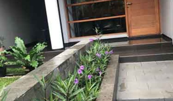 Rumah di Komplek Alamanda Dago Permai Bandung