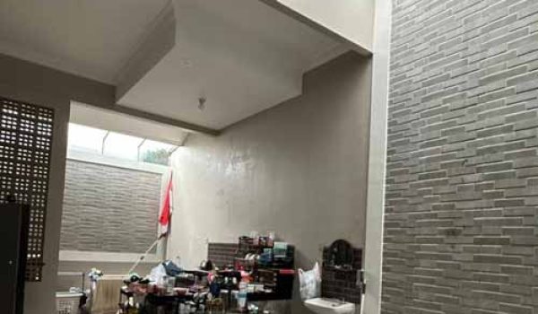 Rumah di Komplek Bahagia Permai