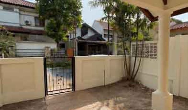 Disewakan Rumah di Komplek Perumahan Camar Bintaro Sektor 3