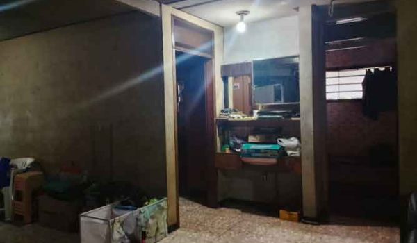 Rumah di dekat alun-alun Kota Bandung