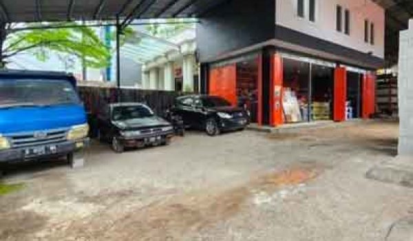Tanah dan Bangunan di Tebet Jakarta Selatan