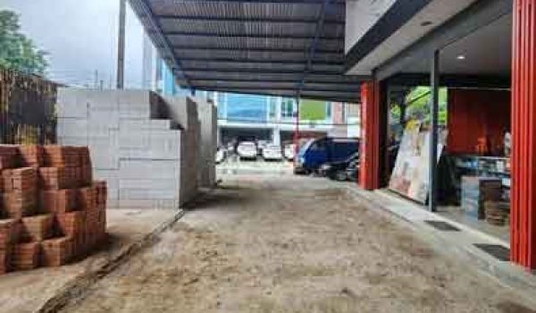 Tanah dan Bangunan di Tebet Jakarta Selatan