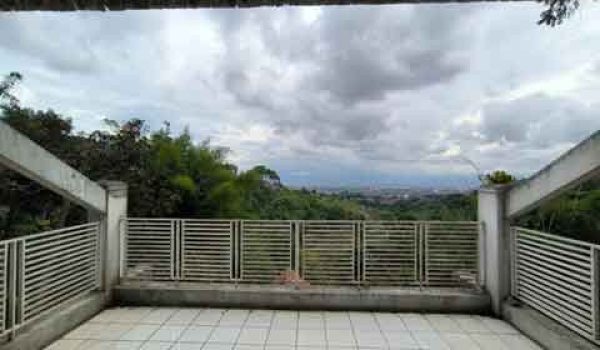 Tanah di Ciburial Dago View Kota Bandung