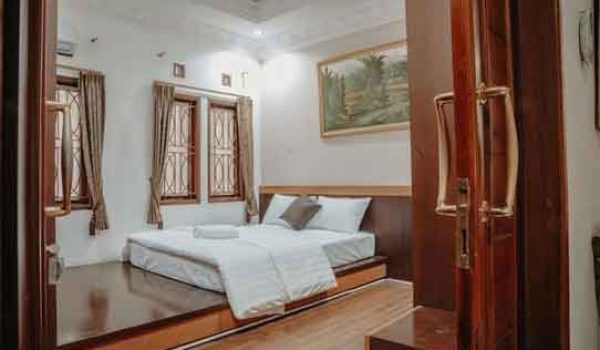 Villa Mewah di Resor Dago Pakar Bandung