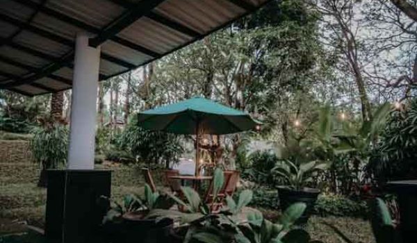 Villa Mewah di Resor Dago Pakar Bandung