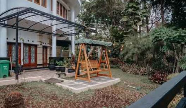 Villa Mewah di Resor Dago Pakar Bandung